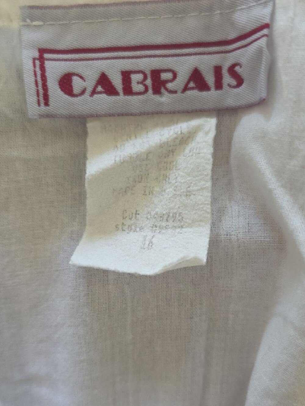 Cabrais White Button-Down V-Neck Short Sleeve Shirt - Picture 2 of 4